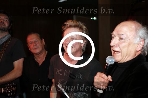 Hilversum 6 maart 2013
Presentatie cd Rock@R\'allstars in wisseloord studio\'s met oa Jan Rietman Jan Tuijp Marga Bult Dany Lademacher Ton op t Hof Jan Kooper en Albert Deinum.
Pdeter Smulders bv