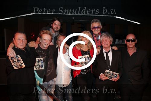 Hilversum 6 maart 2013
Presentatie cd Rock@R\'allstars in wisseloord studio\'s met oa Jan Rietman Jan Tuijp Marga Bult Dany Lademacher Ton op t Hof Jan Kooper en Albert Deinum.
Pdeter Smulders bv