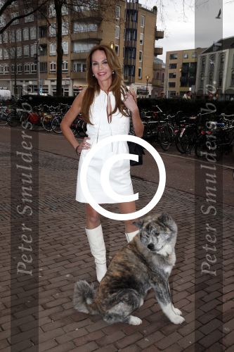 Amsterdam 6 maart 2013
Presentatie nieuwe net5 programma Sabotage in little buddha bar. Rosalie v Breemen met hond
Peter Smulders bv