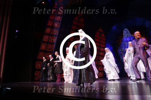 Scheveningen 3maart 2013
Premiere sisteract in het circustheater. Carolina Dijkhuizen en Simone Kleinsma
Peter Smulders bv
