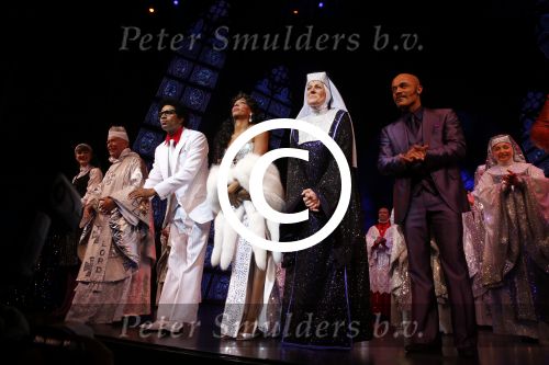 Scheveningen 3maart 2013
Premiere sisteract in het circustheater. Carolina Dijkhuizen en Simone Kleinsma
Peter Smulders bv