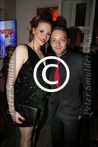 Scheveningen 3maart 2013
Premiere sisteract in het circustheater. Tommie Christiaan met zwangere vriendin
Peter Smulders bv