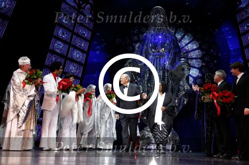 Scheveningen 3maart 2013
Premiere sisteract in het circustheater. Joop en Janine v d Ende met Whoopi Goldberg
Peter Smulders bv