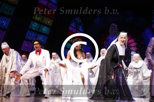 Scheveningen 3maart 2013
Premiere sisteract in het circustheater. Carolina Dijkhuizen Whoopi Goldberg en Simone Kleinsma
Peter Smulders bv