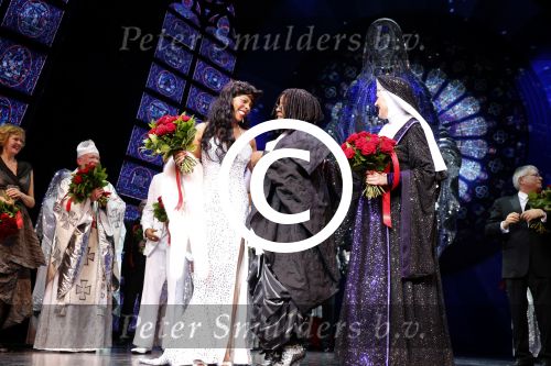 Scheveningen 3maart 2013
Premiere sisteract in het circustheater. Carolina Dijkhuizen Whoopi Goldberg en Simone Kleinsma
Peter Smulders bv