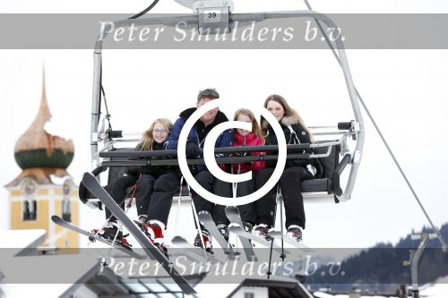 Westendorf 19 februari 2013
Wolter en Tessa Kroesop skivakantie met hun kinderen en ouders en broer van Wolter.
Peter Smulders bv