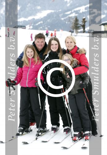 Westendorf 19 februari 2013
Wolter en Tessa Kroesop skivakantie met hun kinderen en ouders en broer van Wolter.
Peter Smulders bv