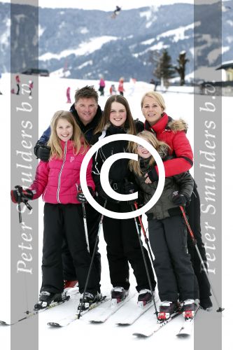 Westendorf 19 februari 2013
Wolter en Tessa Kroesop skivakantie met hun kinderen en ouders en broer van Wolter.
Peter Smulders bv