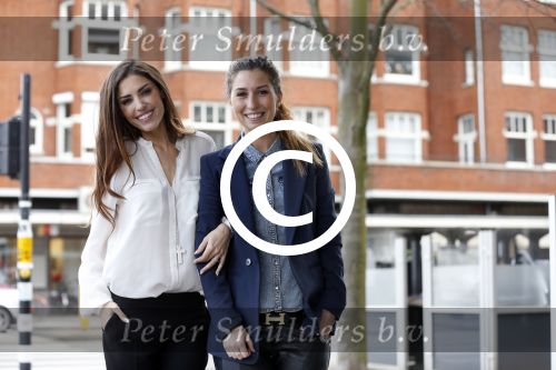 Amsterdam 14 maart 2014
Yolanthe Sneijder Cabau met zus Xelly in Amsterdam.
Peter Smulders bv