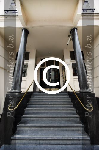Amsterdam 4 maart 2015
Nieuwe huis Albert Verlinde naast Connie Breukhoven op de pc hooftstraat aan het vondelpark.