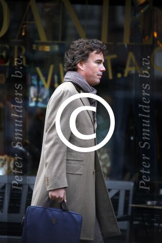 Amsterdam 4 maart 2015
Camiel Eurlings wandelend op straat in Amsterdam zuid.