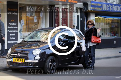 Amsterdam 13 februari 2015
Christine Kroonenberg met haar fiat 500