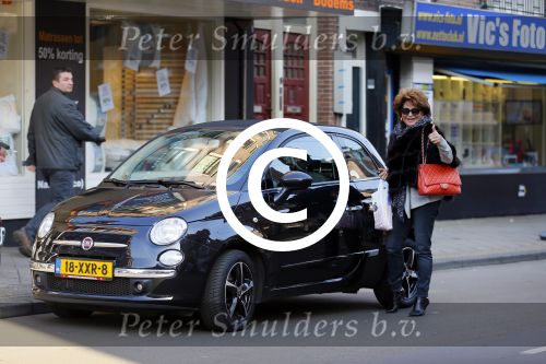 Amsterdam 13 februari 2015
Christine Kroonenberg met haar fiat 500
