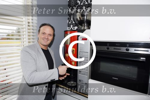 Apeldoorn 3 maart 2015
Binnen kijken in het huis van Frank v Etten en zijn vrouw