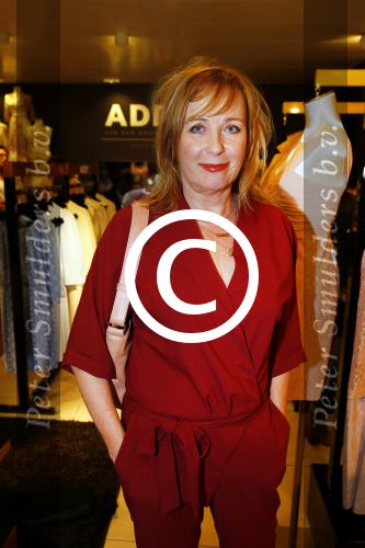 Amsterdam 2 maart 2015
Opening Pop up store Addy v d Krommenacker in de bijenkorf.
Inge Ipenburg Sandra Reemer  en Pernille la Lau zijn aanwezig.