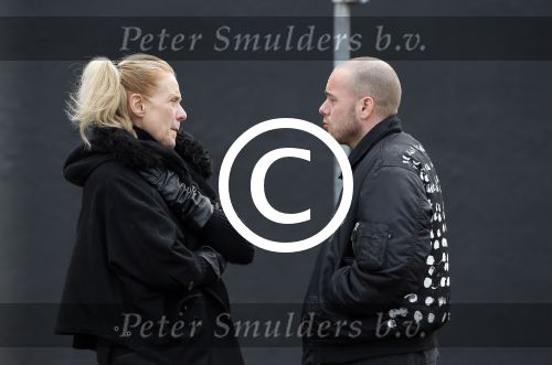 Amsterdam 2 maart 2015
Jette v d Meij met een vriend op straat in Amsterdam.