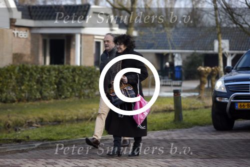 Uitdam Zuiderwoude Amsterdam 19 februari 2015
De ouders van katja Schuurman halen Sammie van School en Thijs heeft een nieuw appartement in Amsterdam.