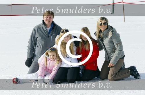 Lech, 23 Februari 2015
Jaarlijkse fotoshoot koninklijke Familie in Lech met Koning willem Alexander, Koningin Maxima, Prinses Beatrix,Prinses Amalia, Prinses Alexia en Prinses Ariane