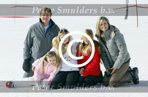 Lech, 23 Februari 2015
Jaarlijkse fotoshoot koninklijke Familie in Lech met Koning willem Alexander, Koningin Maxima, Prinses Beatrix,Prinses Amalia, Prinses Alexia en Prinses Ariane