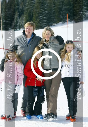 Lech, 23 Februari 2015
Jaarlijkse fotoshoot koninklijke Familie in Lech met Koning willem Alexander, Koningin Maxima, Prinses Beatrix,Prinses Amalia, Prinses Alexia en Prinses Ariane