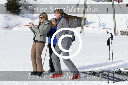 Lech, 23 Februari 2015
Jaarlijkse fotoshoot koninklijke Familie in Lech met Koning willem Alexander, Koningin Maxima, Prinses Beatrix,Prinses Amalia, Prinses Alexia en Prinses Ariane