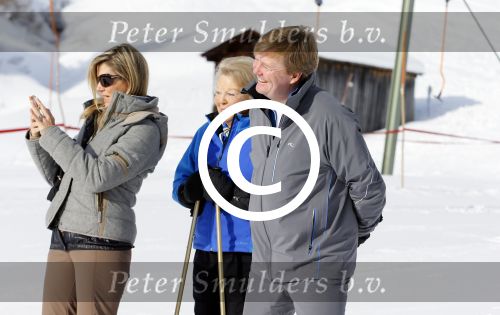Lech, 23 Februari 2015
Jaarlijkse fotoshoot koninklijke Familie in Lech met Koning willem Alexander, Koningin Maxima, Prinses Beatrix,Prinses Amalia, Prinses Alexia en Prinses Ariane