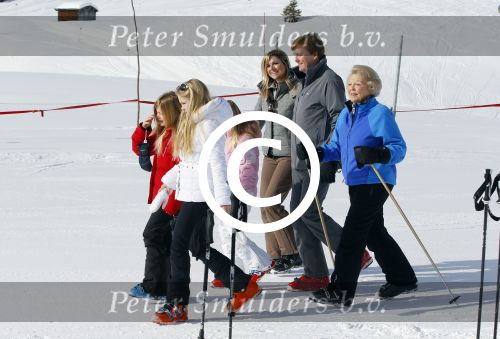 Lech, 23 Februari 2015
Jaarlijkse fotoshoot koninklijke Familie in Lech met Koning willem Alexander, Koningin Maxima, Prinses Beatrix,Prinses Amalia, Prinses Alexia en Prinses Ariane
