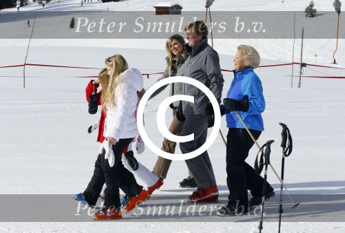 Lech, 23 Februari 2015
Jaarlijkse fotoshoot koninklijke Familie in Lech met Koning willem Alexander, Koningin Maxima, Prinses Beatrix,Prinses Amalia, Prinses Alexia en Prinses Ariane