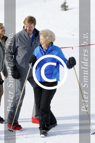 Lech, 23 Februari 2015
Jaarlijkse fotoshoot koninklijke Familie in Lech met Koning willem Alexander, Koningin Maxima, Prinses Beatrix,Prinses Amalia, Prinses Alexia en Prinses Ariane