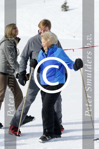 Lech, 23 Februari 2015
Jaarlijkse fotoshoot koninklijke Familie in Lech met Koning willem Alexander, Koningin Maxima, Prinses Beatrix,Prinses Amalia, Prinses Alexia en Prinses Ariane
