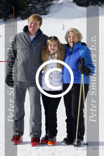 Lech, 23 Februari 2015
Jaarlijkse fotoshoot koninklijke Familie in Lech met Koning willem Alexander, Koningin Maxima, Prinses Beatrix,Prinses Amalia, Prinses Alexia en Prinses Ariane