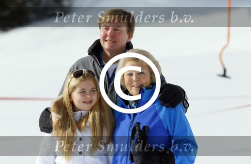 Lech, 23 Februari 2015
Jaarlijkse fotoshoot koninklijke Familie in Lech met Koning willem Alexander, Koningin Maxima, Prinses Beatrix,Prinses Amalia, Prinses Alexia en Prinses Ariane