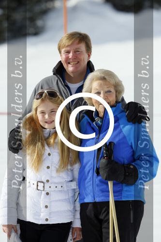 Lech, 23 Februari 2015
Jaarlijkse fotoshoot koninklijke Familie in Lech met Koning willem Alexander, Koningin Maxima, Prinses Beatrix,Prinses Amalia, Prinses Alexia en Prinses Ariane