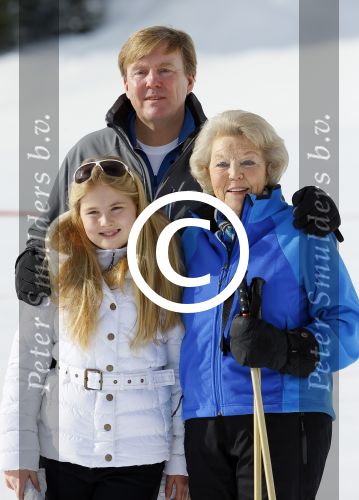 Lech, 23 Februari 2015
Jaarlijkse fotoshoot koninklijke Familie in Lech met Koning willem Alexander, Koningin Maxima, Prinses Beatrix,Prinses Amalia, Prinses Alexia en Prinses Ariane