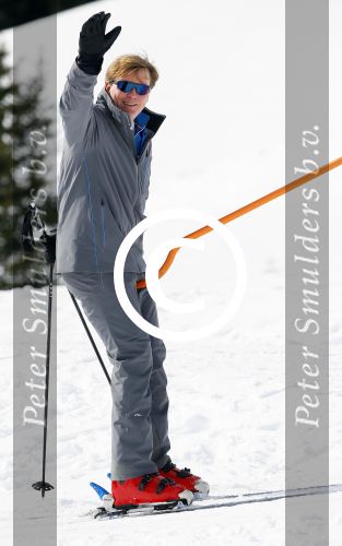 Lech, 23 Februari 2015
Jaarlijkse fotoshoot koninklijke Familie in Lech met Koning willem Alexander, Koningin Maxima, Prinses Beatrix,Prinses Amalia, Prinses Alexia en Prinses Ariane