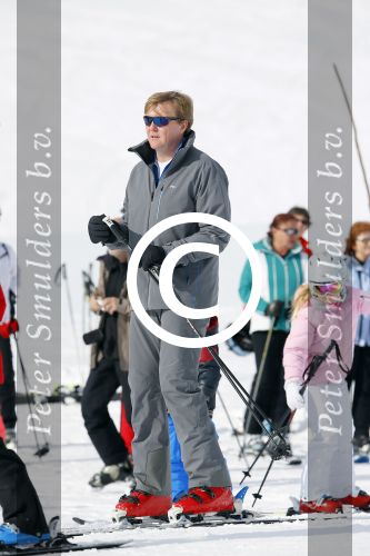 Lech, 23 Februari 2015
Jaarlijkse fotoshoot koninklijke Familie in Lech met Koning willem Alexander, Koningin Maxima, Prinses Beatrix,Prinses Amalia, Prinses Alexia en Prinses Ariane