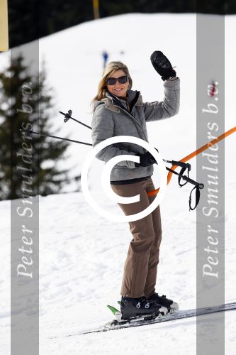 Lech, 23 Februari 2015
Jaarlijkse fotoshoot koninklijke Familie in Lech met Koning willem Alexander, Koningin Maxima, Prinses Beatrix,Prinses Amalia, Prinses Alexia en Prinses Ariane