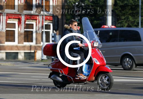 Amsterdam 13 februari 2015
Martijn Krabbe op zijn rode vespa scooter