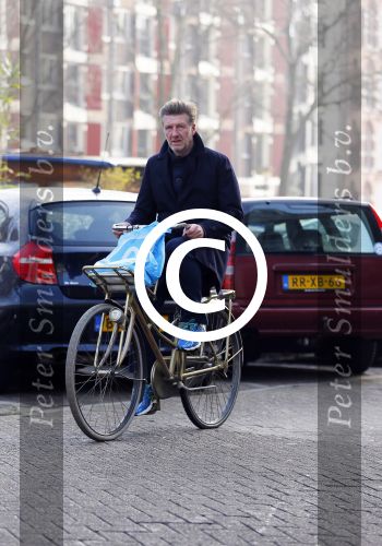 Amsterdam 19 februari 2015
Michael Pilarczyk op de fiets in Amsterdam.