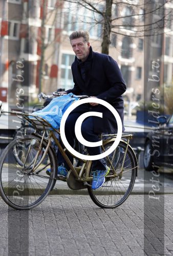 Amsterdam 19 februari 2015
Michael Pilarczyk op de fiets in Amsterdam.