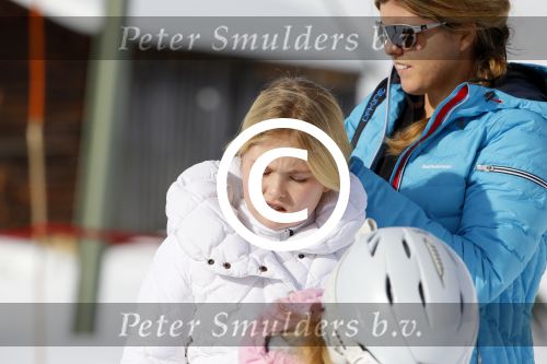 Lech, 23 Februari 2015
Jaarlijkse fotoshoot koninklijke Familie in Lech met Koning willem Alexander, Koningin Maxima, Prinses Beatrix,Prinses Amalia, Prinses Alexia en Prinses Ariane