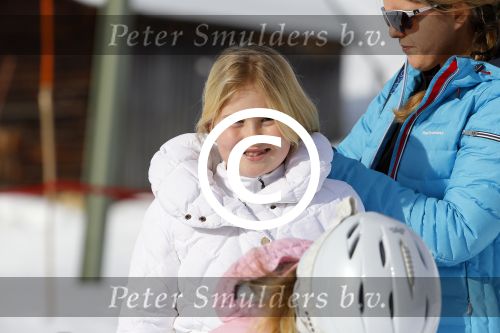 Lech, 23 Februari 2015
Jaarlijkse fotoshoot koninklijke Familie in Lech met Koning willem Alexander, Koningin Maxima, Prinses Beatrix,Prinses Amalia, Prinses Alexia en Prinses Ariane