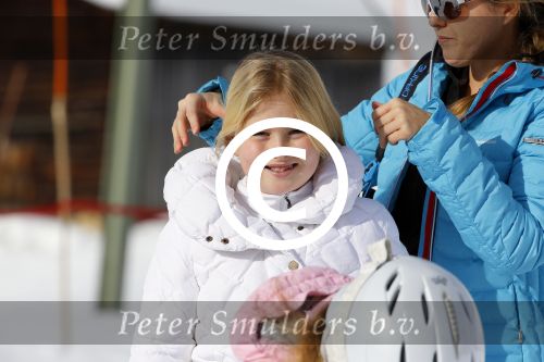 Lech, 23 Februari 2015
Jaarlijkse fotoshoot koninklijke Familie in Lech met Koning willem Alexander, Koningin Maxima, Prinses Beatrix,Prinses Amalia, Prinses Alexia en Prinses Ariane