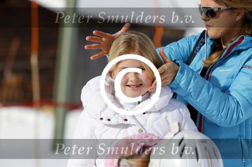 Lech, 23 Februari 2015
Jaarlijkse fotoshoot koninklijke Familie in Lech met Koning willem Alexander, Koningin Maxima, Prinses Beatrix,Prinses Amalia, Prinses Alexia en Prinses Ariane
