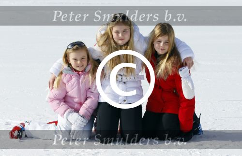 Lech, 23 Februari 2015
Jaarlijkse fotoshoot koninklijke Familie in Lech met Koning willem Alexander, Koningin Maxima, Prinses Beatrix,Prinses Amalia, Prinses Alexia en Prinses Ariane