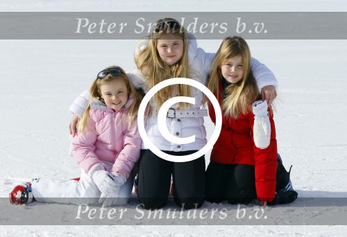 Lech, 23 Februari 2015
Jaarlijkse fotoshoot koninklijke Familie in Lech met Koning willem Alexander, Koningin Maxima, Prinses Beatrix,Prinses Amalia, Prinses Alexia en Prinses Ariane