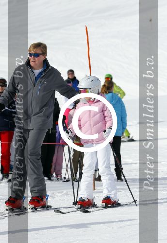 Lech, 23 Februari 2015
Jaarlijkse fotoshoot koninklijke Familie in Lech met Koning willem Alexander, Koningin Maxima, Prinses Beatrix,Prinses Amalia, Prinses Alexia en Prinses Ariane