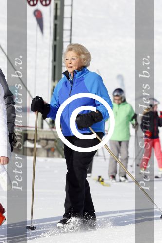 Lech, 23 Februari 2015
Jaarlijkse fotoshoot koninklijke Familie in Lech met Koning willem Alexander, Koningin Maxima, Prinses Beatrix,Prinses Amalia, Prinses Alexia en Prinses Ariane