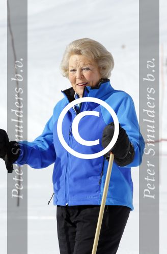 Lech, 23 Februari 2015
Jaarlijkse fotoshoot koninklijke Familie in Lech met Koning willem Alexander, Koningin Maxima, Prinses Beatrix,Prinses Amalia, Prinses Alexia en Prinses Ariane