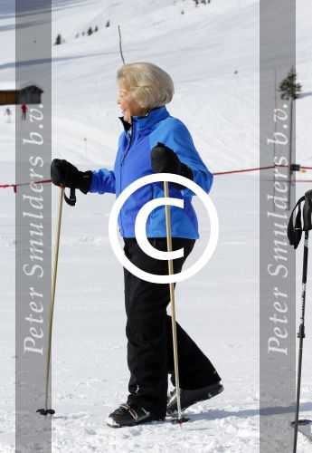 Lech, 23 Februari 2015
Jaarlijkse fotoshoot koninklijke Familie in Lech met Koning willem Alexander, Koningin Maxima, Prinses Beatrix,Prinses Amalia, Prinses Alexia en Prinses Ariane